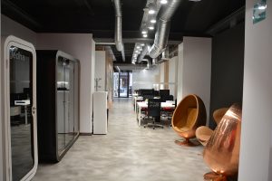 Proyecto de Silvia Raurell, de Sica Decor, para Inbenta, publicado en Flash deco Sant Cugat