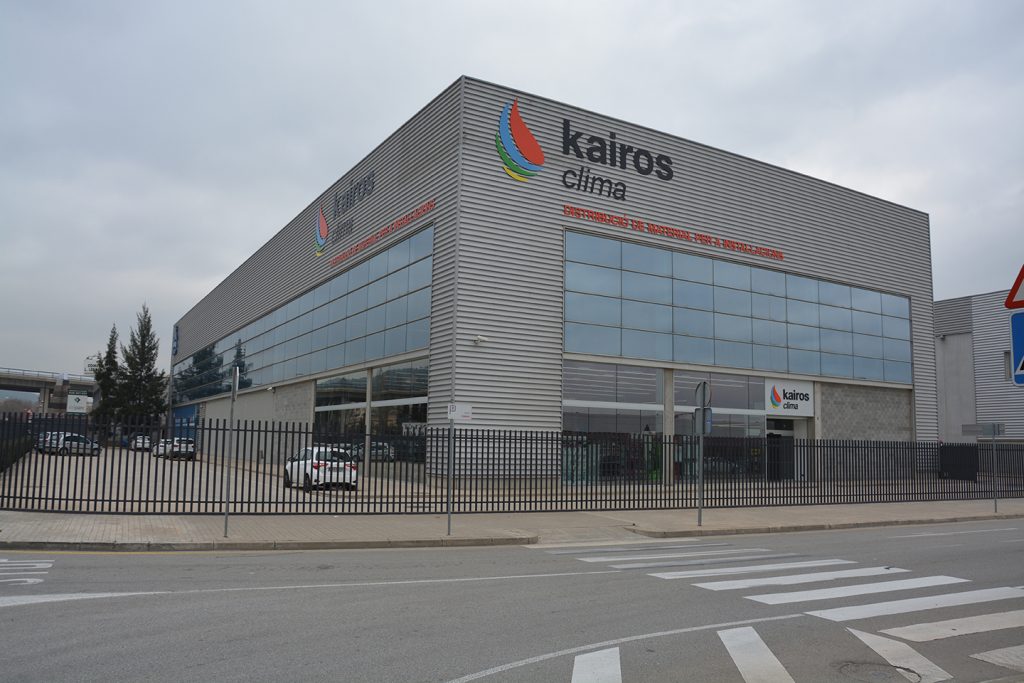 Proyecto de nave industrial de Sica Deco para Flash deco Sant Cugat